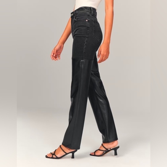 Abercrombie & Fitch Mixed Fabric Ultra High Rise 90s Straight Jean, Size 34/18 - Picture 4 of 12